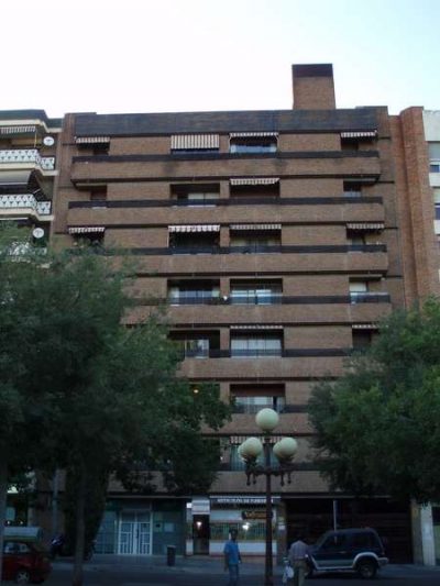 Edificio de viviendas en la Plaza de Colón, 19